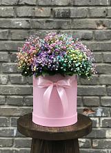 Цветочная композиция из Гипсофила и Розы в шляпной коробке в Переяславке