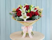 Букет цветов из:  Лилии и Розы в Переяславке