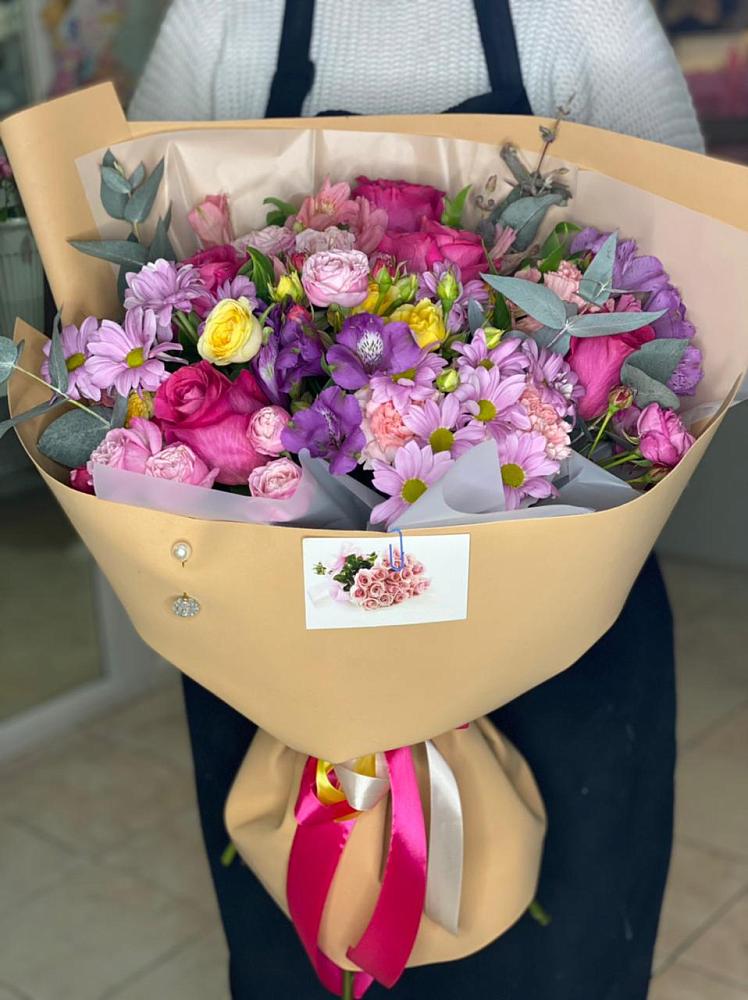 Букет цветов из: Хризантемы, Гвоздики и Альстромерии в Переяславке