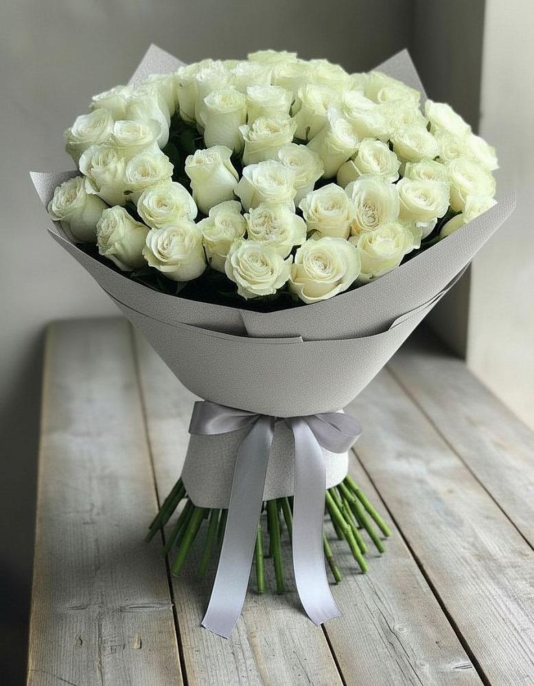 Букет 35 Белых роз в Переяславке