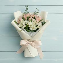 Букет цветов из:  Альстромерии в Переяславке