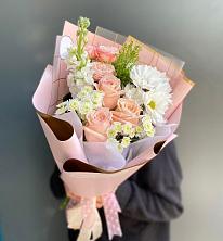 Букет цветов из:  Хризантемы и Розы в Переяславке