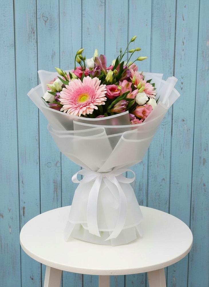 Букет цветов из: Герберы, Альстромерии и Лизиантусы в Переяславке