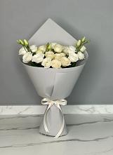 Букет цветов из:  Розы и Лизиантусы в Переяславке